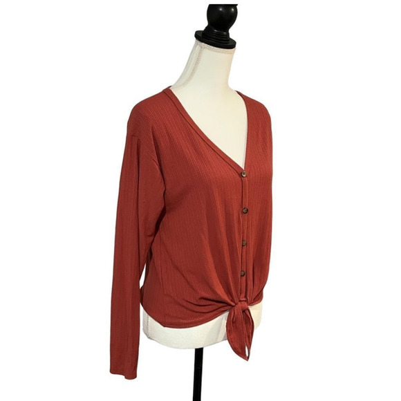 Caution to the Wind size L EUC tie front top - Picture 2 of 7